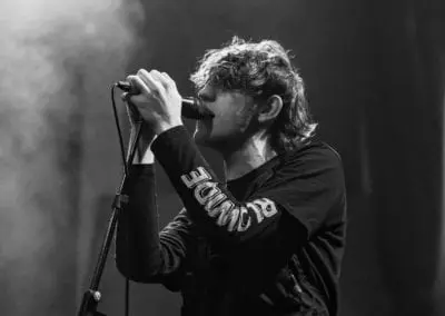 LONA Mic Downes